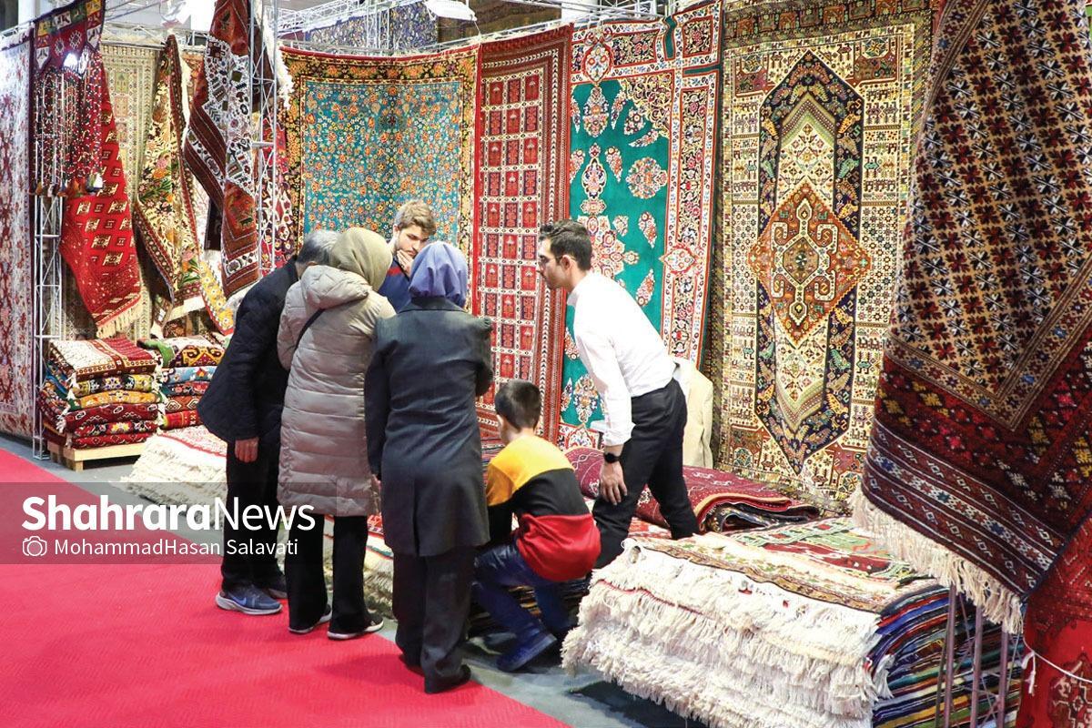 شهرآرا از نمایشگاه تخصصی فرش دستباف مشهد گزارش می‌دهد.