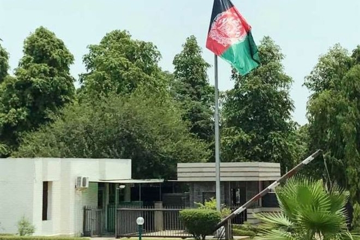 سفارت افغانستان در دهلی، پایتخت هند روز جمعه ۳ آذر در بیانیه‌ای از توقف کامل فعالیت‌های خود خبر داد.
