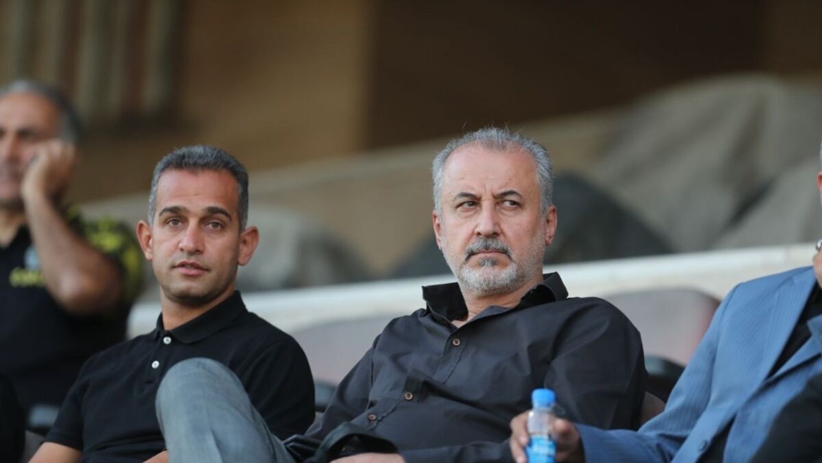 مدیرعامل باشگاه پرسپولیس قصد دارد اشتباهش را جبران کند.