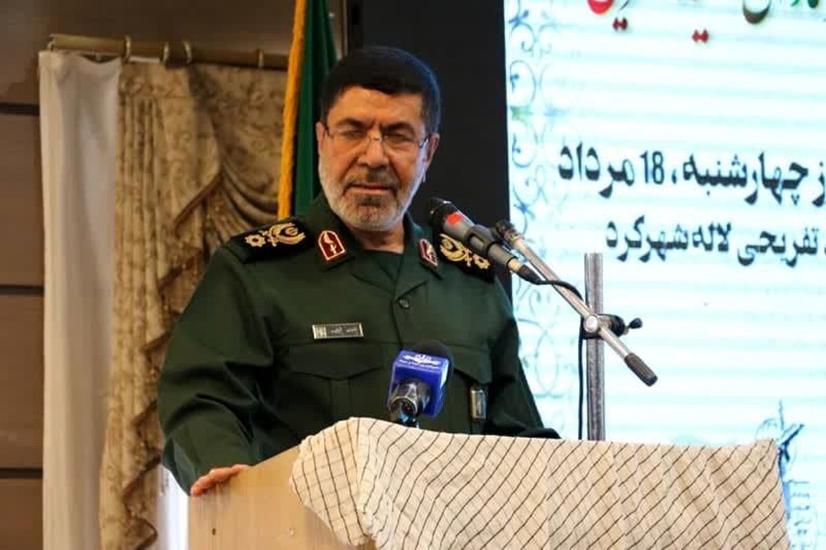مسئول روابط عمومی کل سپاه گفت: اگر امروز می‌بینیم که آتش بس دادند نه به خاطر توجه به قوانین حقوق بشری دنیا که از سراستیصال و درماندگی بود.