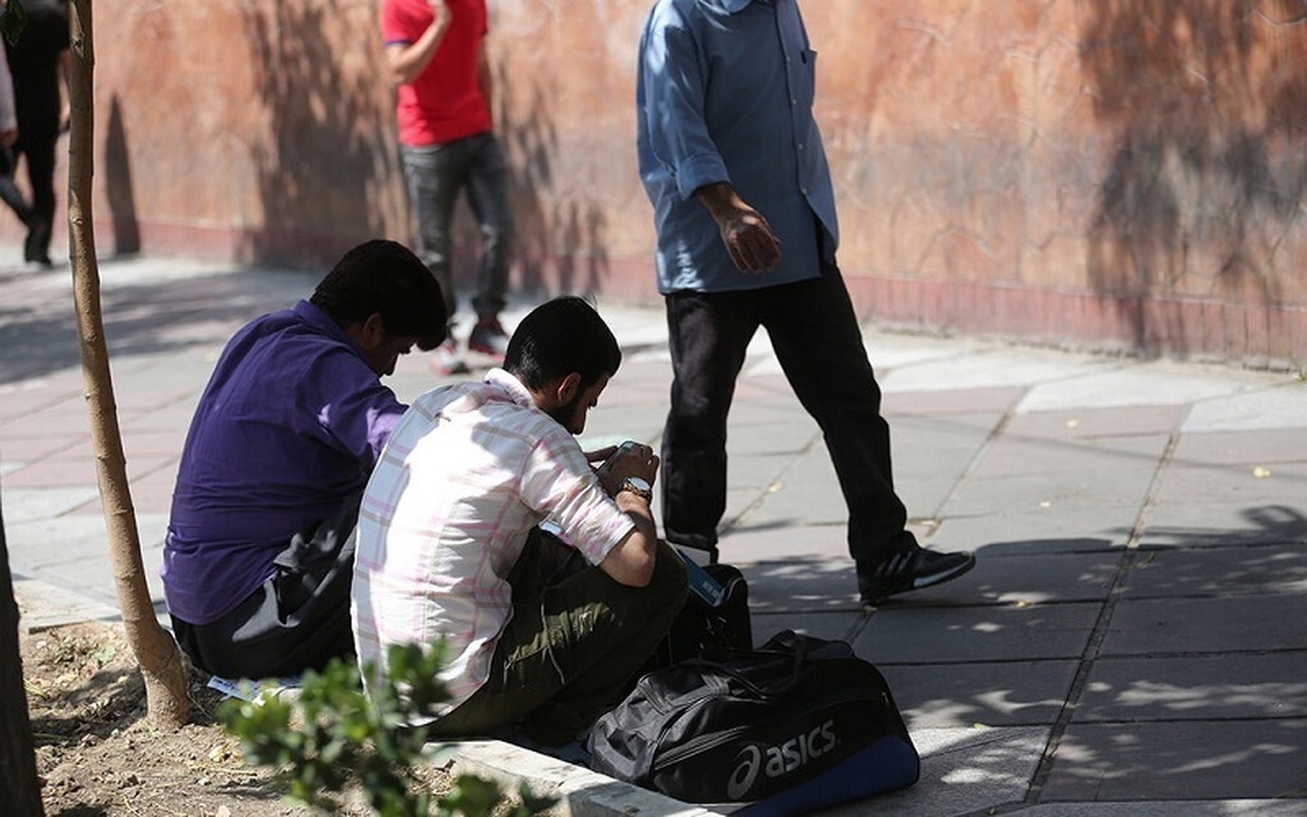معاون توسعه کارآفرینی و اشتغال وزارت تعاون، کار و رفاه اجتماعی از نرخ بیکاری حدود ۷درصدی در ۱۹ استان و تک‌رقمی شدن این نرخ در ۲۵ استان با افزایش اختیارات پرداخت تسهیلات به استانداران خبر داد.