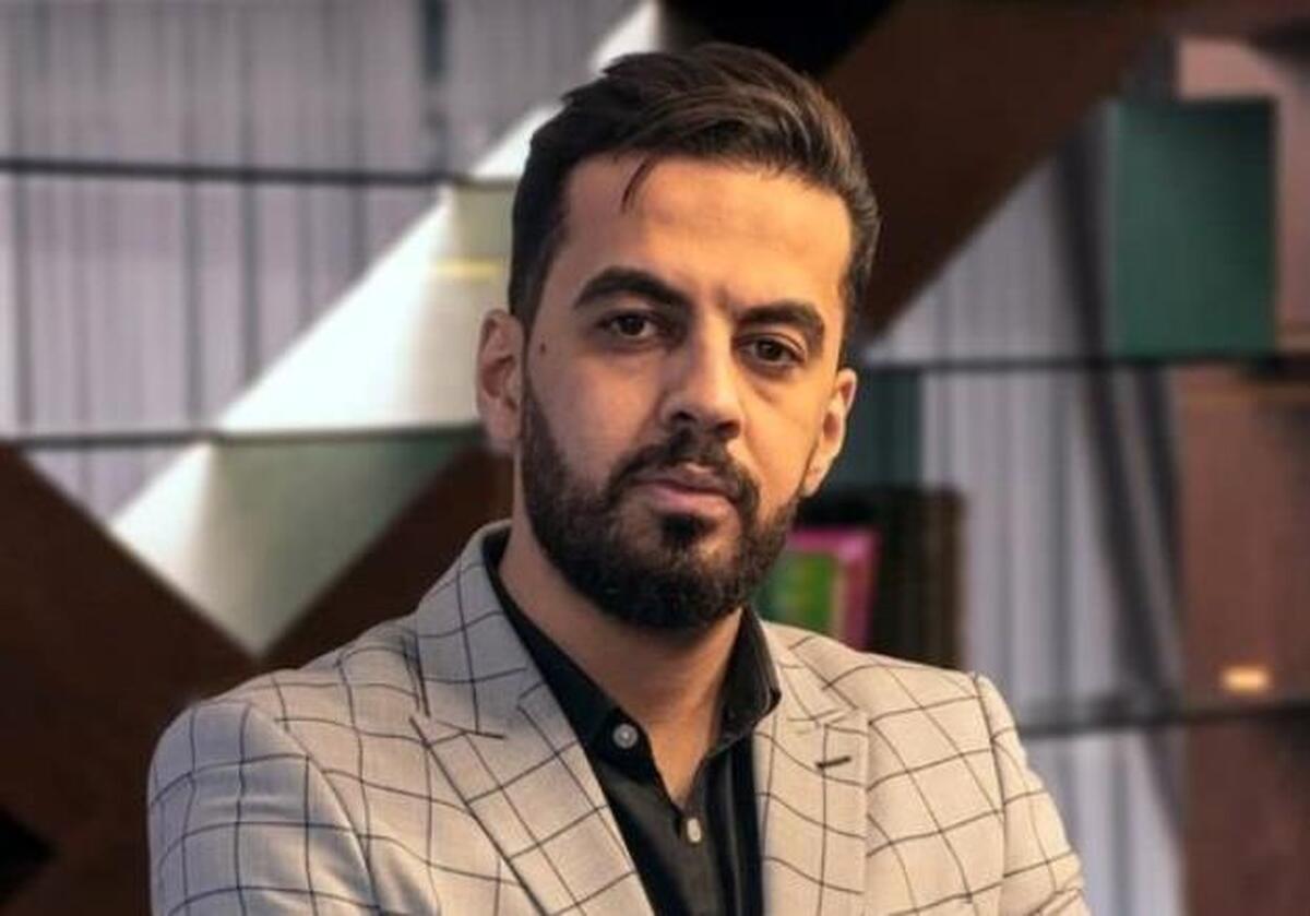 ویدئویی در شبکه های اجتماعی منتشر شده است که نشان می دهد سینا استوی که بیش از هزار میلیارد تومان تحت عنوان صرافی رمز ارز کریپتولند کلاهبرداری کرده است، به فرانسه گریخته است.