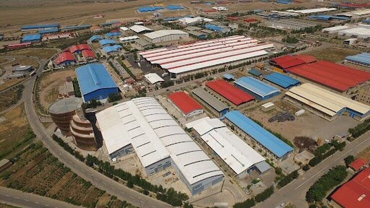 زیرساخت‌ها در شهرک‌های صنعتی خراسان رضوی فرسوده و نیاز به مرمت دارد