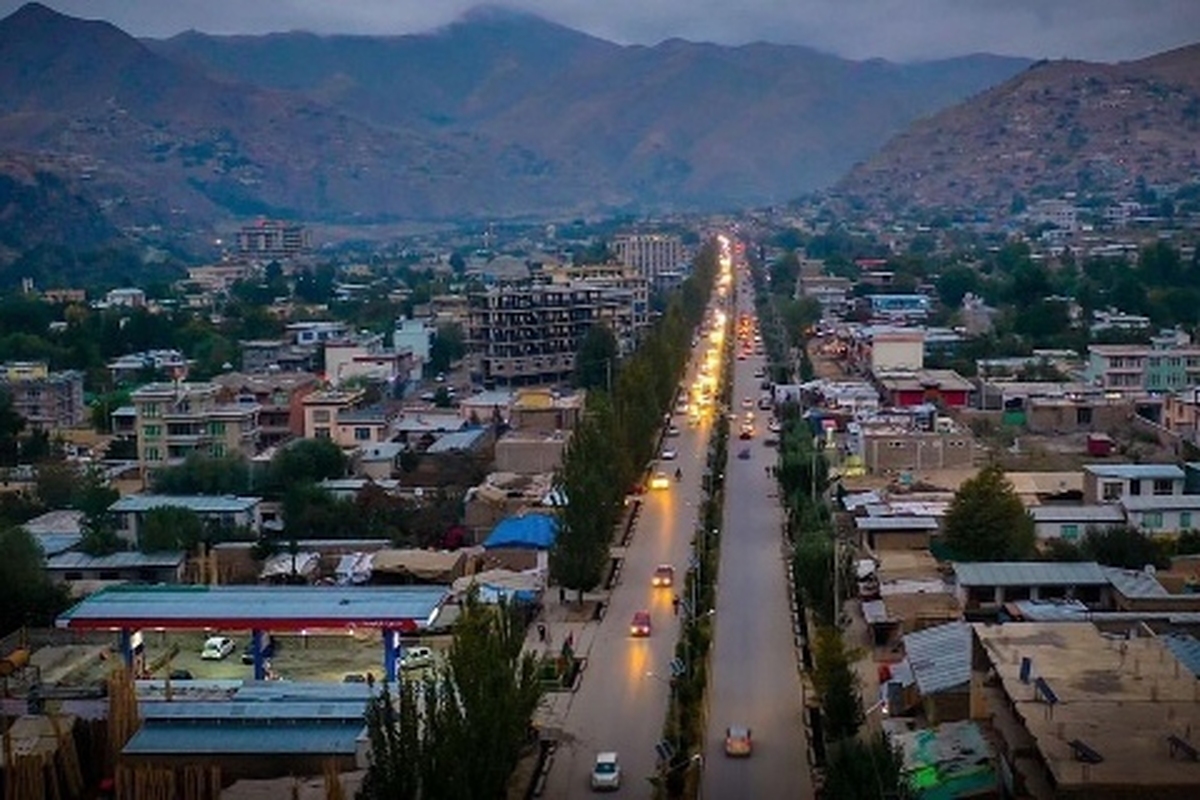 رسانه‌های محلی افغانستان گزارش دادند که در یک هفته گذشته اداره استخبارات طالبان ۴۵ تن از اعضای حزب التحریر را در بدخشان به دلیل همکاری با گروه تروریستی داعش بازداشت کرده است.