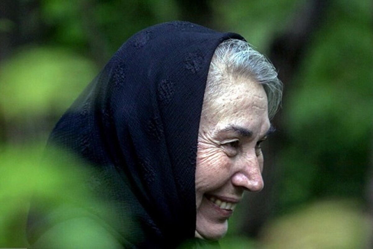 آیین ترحیم زنده یاد پروانه معصومی در مسجد بلال برگزار می‌شود.