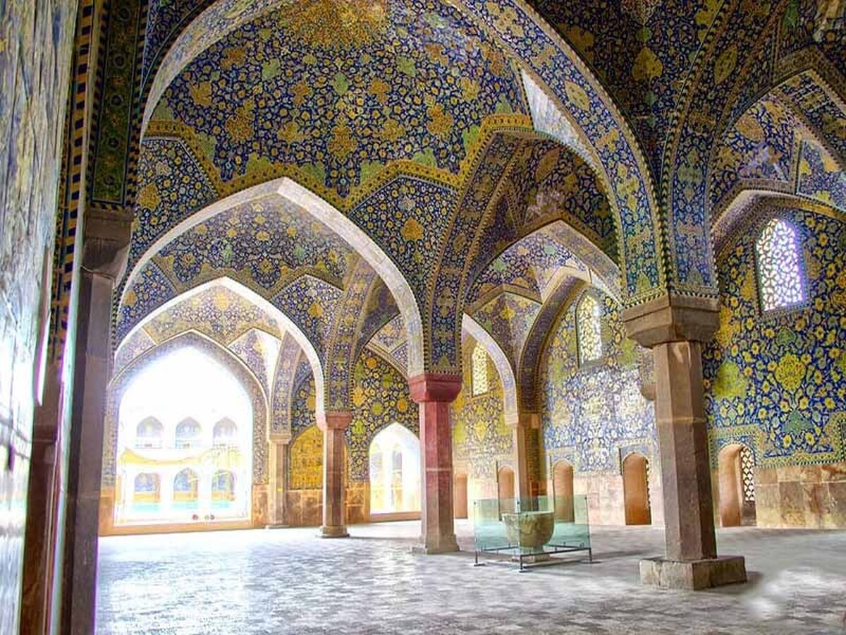 جزئیات مجازات یادگاری‌نویسی و آسیب به آثار تاریخی و باستانی کشور اعلام شد.