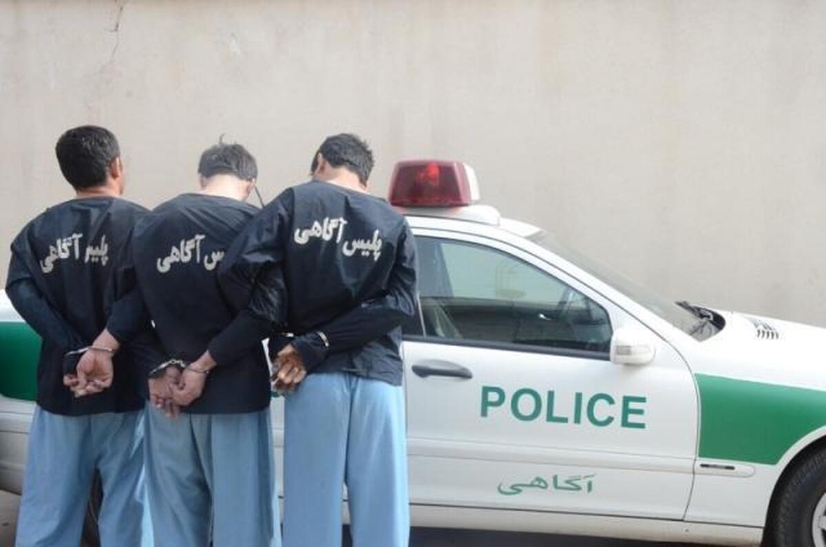 رئیس پلیس آگاهی فرماندهی انتظامی استان از دستگیری اعضای باند کلاهبرداری فعالیت هرمی طرح پانزی در ساری خبر داد و گفت: تا این لحظه تعداد شکات و مال باختگان بیش از ۶۰۰ نفر و مبلغ کلاهبرداری بالغ بر ۱۰۰۰ میلیارد ریال بوده است.