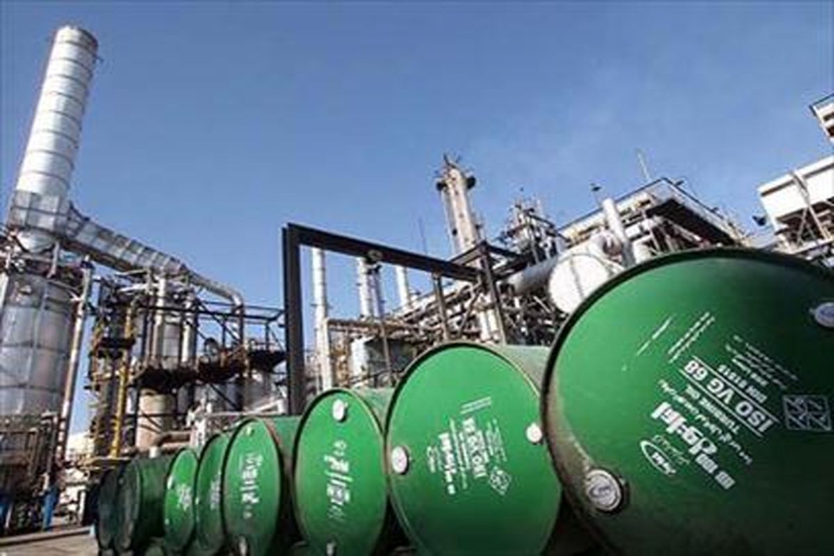 انفجار در پالایشگاه نفت شرکت انرژی نوواتک روسیه در شهر سن پترزبورگ منجر به وقوع آتش‌سوزی شد.