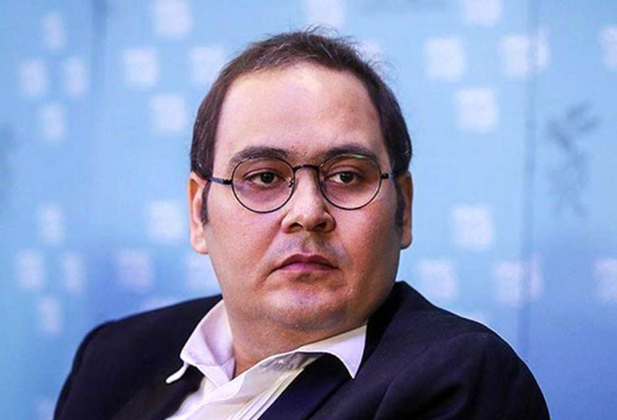رضا داوودنژاد بازیگر سینمای ایران که از چندماه پیش درگیر عفونت خونی شد و در بیمارستان بستری بود، ساعتی قبل در سن ۴۴ سالگی درگذشت.