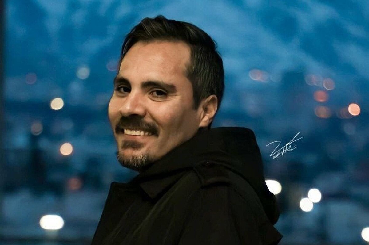 حسین عابدینی، بازیگر فیلم سینمایی «آپاراتچی» می‌گوید: به‌نظرم فیلم کار مخاطب‌پسندی است و به هر قیمتی مخاطب را نمی‌خنداند بلکه با خلق موقعیت لحظات شادی را فراهم می‌کند.