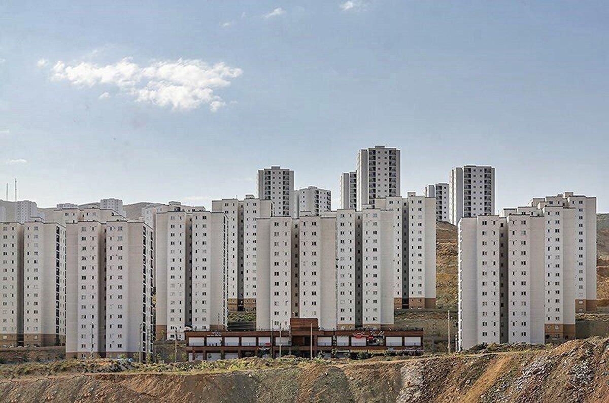 معاون معماری و شهرسازی اداره کل راه و شهرسازی خراسان رضوی گفت: سه هزار و ۵۰۰ هکتار زمین در سال ۱۴۰۲ به شهر‌ها و روستا‌های محل اجرا الحاق شد.