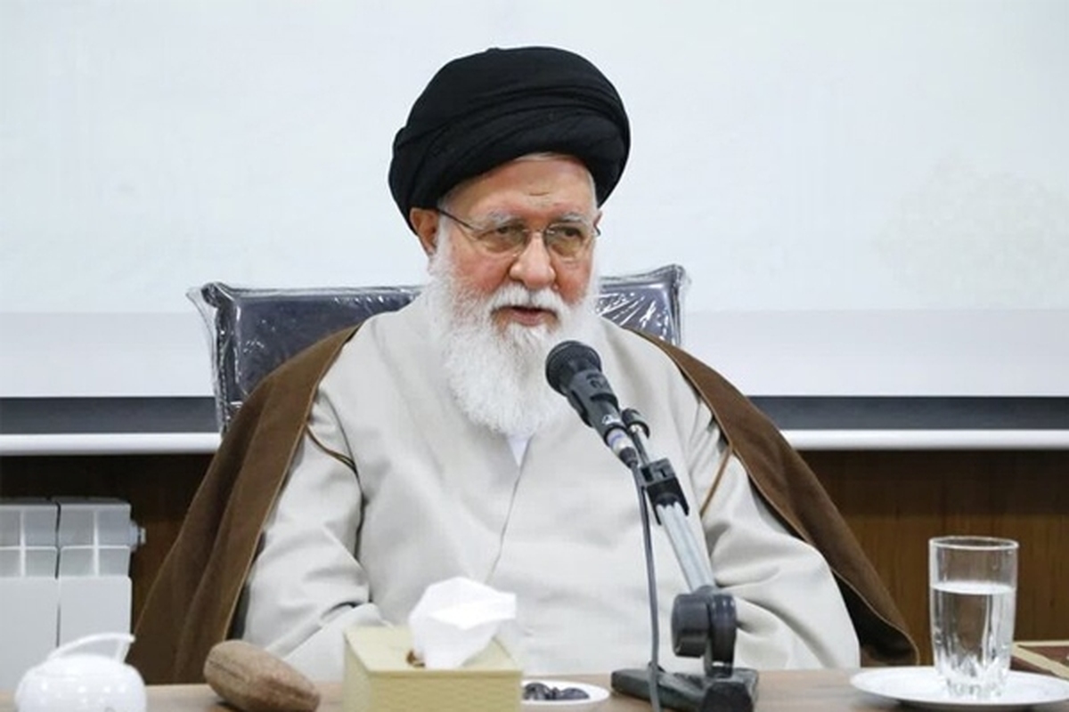 نماینده ولی فقیه طی پیامی گفت: حضور در راهپیمایی جریان‌ساز روز قدس وظیفه اعتقادی و انسانی ما است.