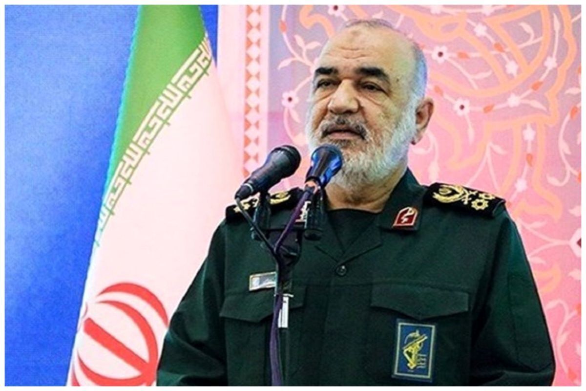 فرمانده کل سپاه پاسداران انقلاب اسلامی گفت: ما هشدار می‌دهیم هیچ عملی از هیچ دشمنی در مورد نظام مقدس جمهوری اسلامی بدون پاسخ نخواهد ماند.