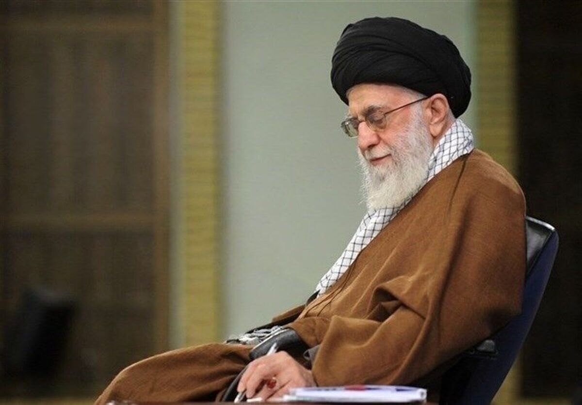 رهبر معظم انقلاب اسلامی به مناسبت سال نو و عید سعید فطر با در خواست رئیس قوه قضاییه برای عفو، تخفیف و تبدیل مجازات بیش از ۲ هزار نفر از محکومان محاکم موافقت کردند و در همین رابطه معاون قضایی قوه قضاییه جزئیات عفو رهبری به مناسبت سال نو و عید سعید فطر را تشریح کرد.