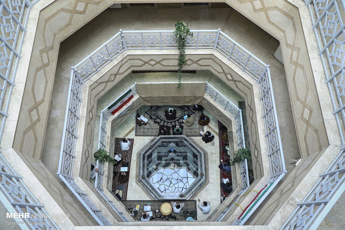 حوزه علمیه امام خمینی (ره) تهران با صدور بیانیه‌ای اعلام داشت که دستور بازگشت مالکیت زمین از تولیت به حوزه صادر شده است.