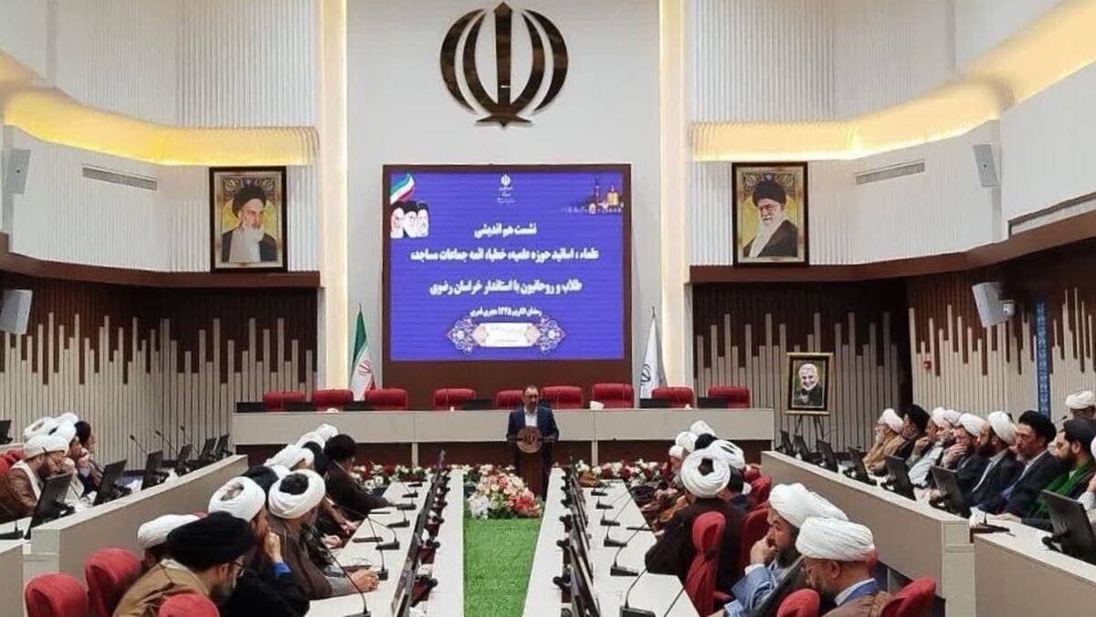 استاندار خراسان رضوی گفت: از میان ۵ هزار واحد صنعتی استان حدود ۸۹۰ واحد راکد بودند که از این تعداد بیش از ۳۰۰ واحد احیا و ۳۵ واحد هم در حال احیا هستند.