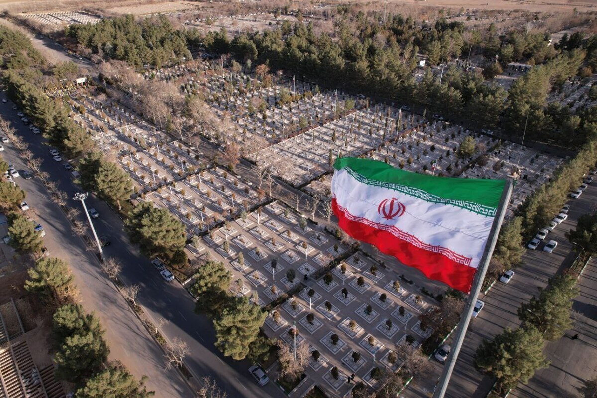 مدیرعامل سازمان مدیریت آرامستان‌های شهرداری مشهد از برگزاری نماز عید فطر در گلزار شهدای بهشت رضا (ع) خبرداد.