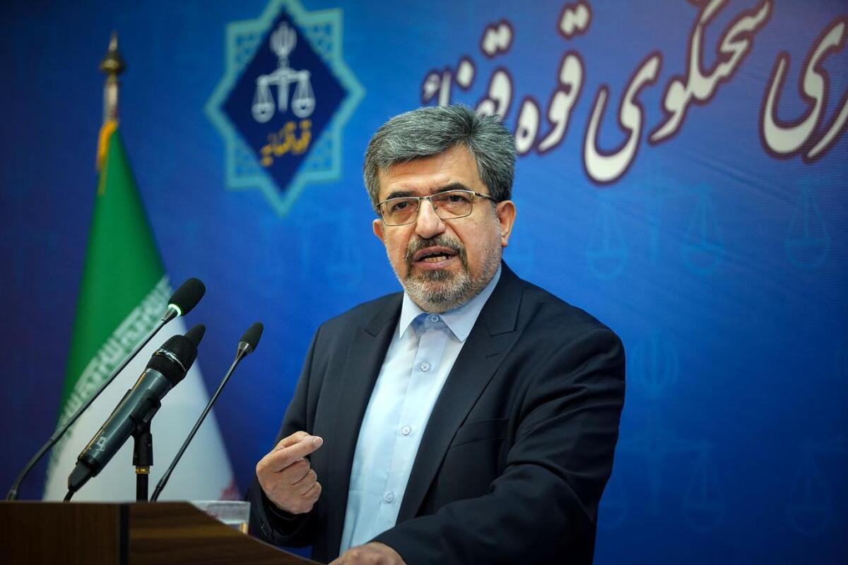 نشست خبری سخنگوی قوه‌قضائیه با حضور خبرنگاران آغاز شد.