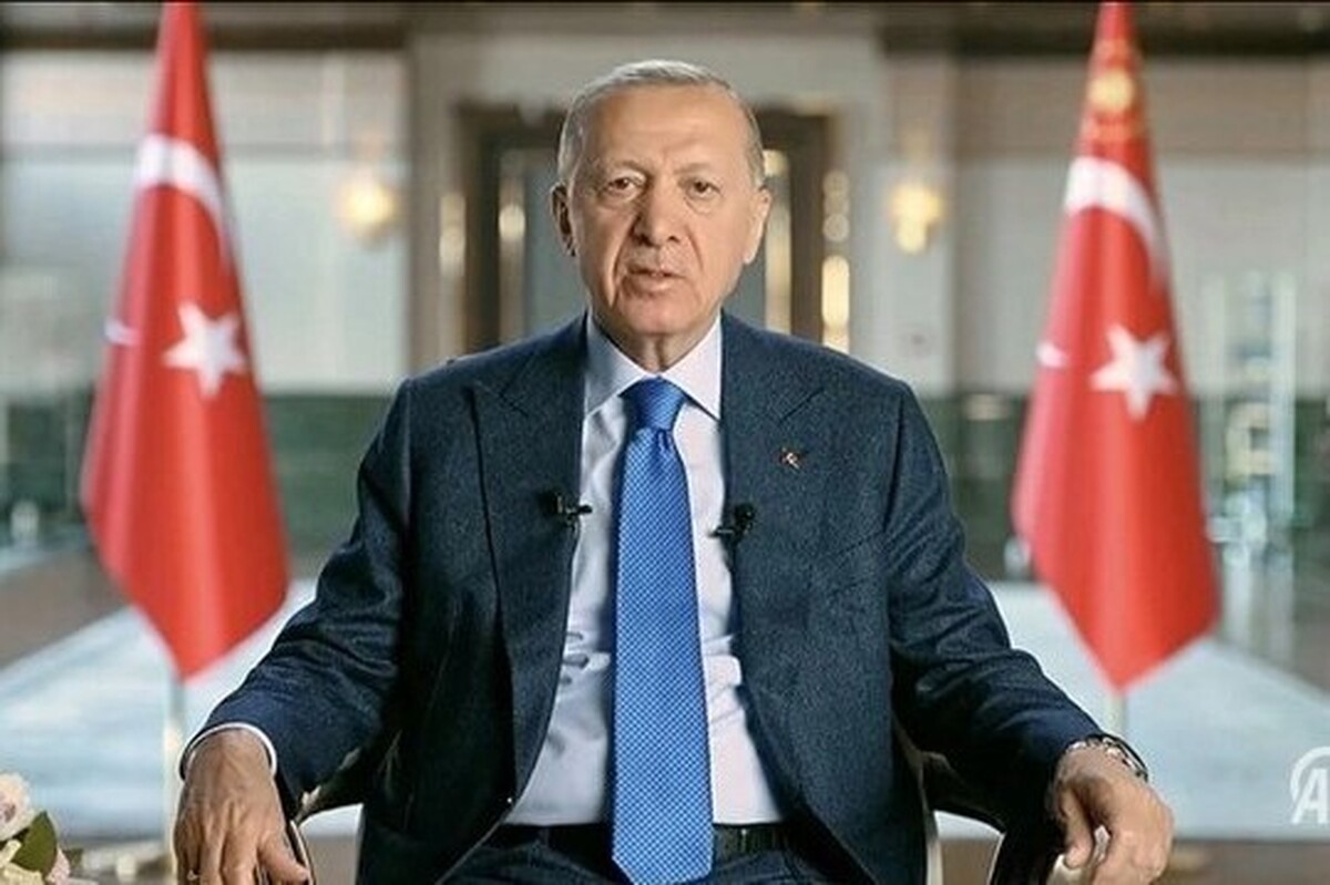 رئیس جمهور ترکیه گفت: تا زمانی که خونریزی‌ها در غزه ادامه دارد و برادران و خواهران فلسطینی ما توسط دولت آزاد فلسطین که پایتخت آن بیت‌المقدس شرقی بر اساس مرز‌های ۱۹۶۷ است، حمایت شوند، به حمایت خود ادامه خواهیم داد.