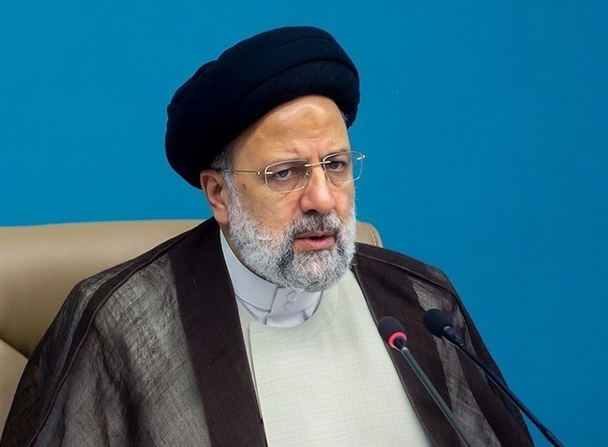 رئیس جمهور گفت: در حال حاضر نیز مشکلی برای تأمین ارز مورد نیاز کشور وجود ندارد.
