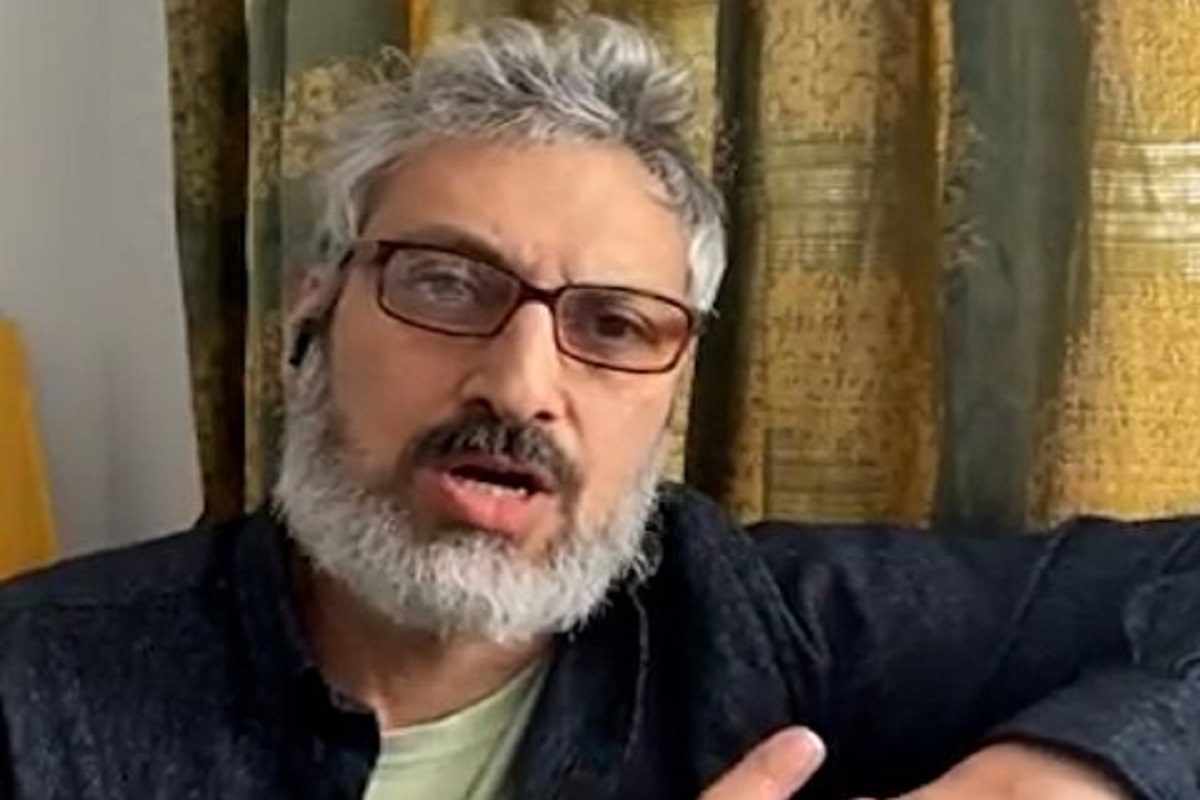 ارژنگ امیرفضلی، بازیگر سینما و تلویزیون، که مدتی است در تورنتو زندگی می‌کند با انتشار ویدئویی از شرایط سخت زندگی در کانادا گفت.