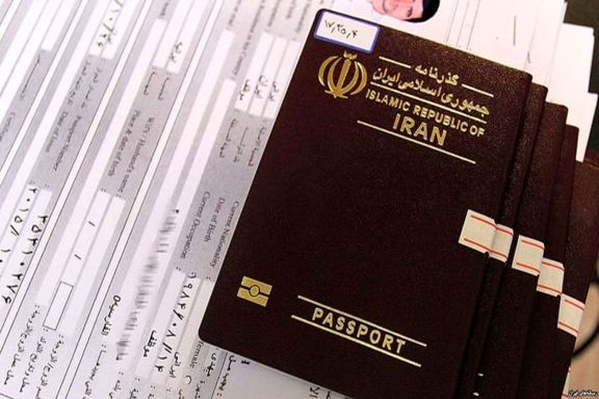 بر اساس لایحه بودجه سال جاری، عوارض خروج از کشور برای هر نفر ۵۲۰ هزار تومان تعیین شد که ۱۲۰ هزار تومان نسبت به سال قبل افزایش یافته است.