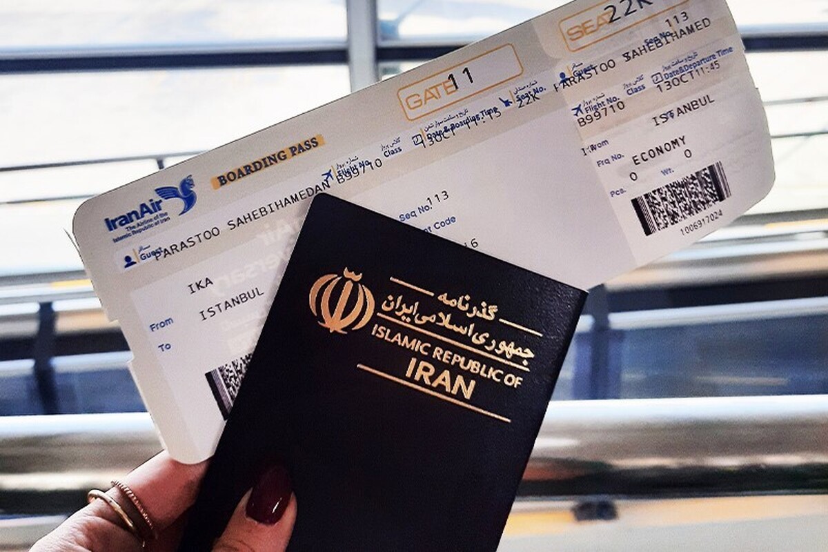 سخنگوی شرکت هواپیمایی جمهوری اسلامی ایران گفت: مسافران پروازهای  ایران ایر که در روز ۲۶ فروردین ماه  امسال پرواز آنها باطل شده است می‌توانند برای بازگشت وجه بلیت خود به دفاتر فروش  شرکت هواپیمایی جمهوری اسلامی ایران  ( ایران ایر ) یا محل تهیه  بلیت مراجعه کنند.