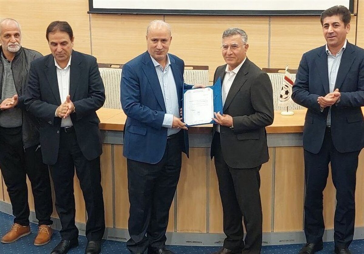 مجید جلالی به طور نامحسوس در بسیاری از تصمیم گیری‌های مهم فدراسیون فوتبال برای تیم‌های پایه نقش کلیدی ایفا می‌کند.
