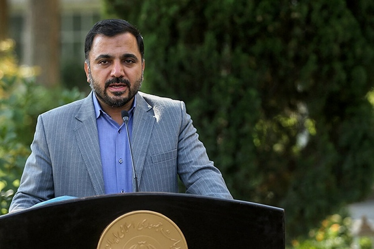 وزیر ارتباطات و فناوری اطلاعات طی سخنانی، درباره فروش عمده سهام بزرگ‌ترین فروشگاه اینترنتی ایران به شرکت ارتباطات سیار اظهارنظر کرد.