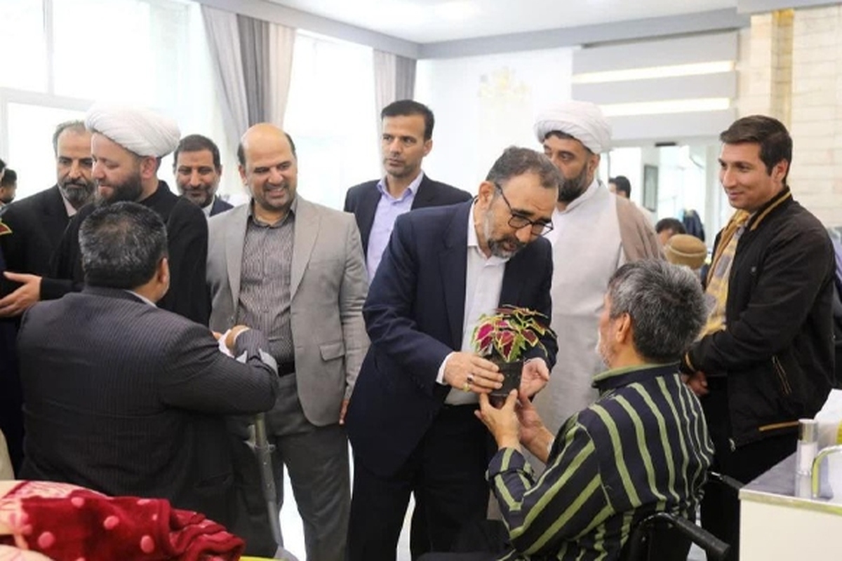 استاندار خراسان رضوی طی بازدید خود از آسایشگاه جانبازان امام خمینی (ره) مشهد، برای بازسازی این مجموعه اعتباری بالغ بر ۵۰ میلیارد ریال اختصاص داد.