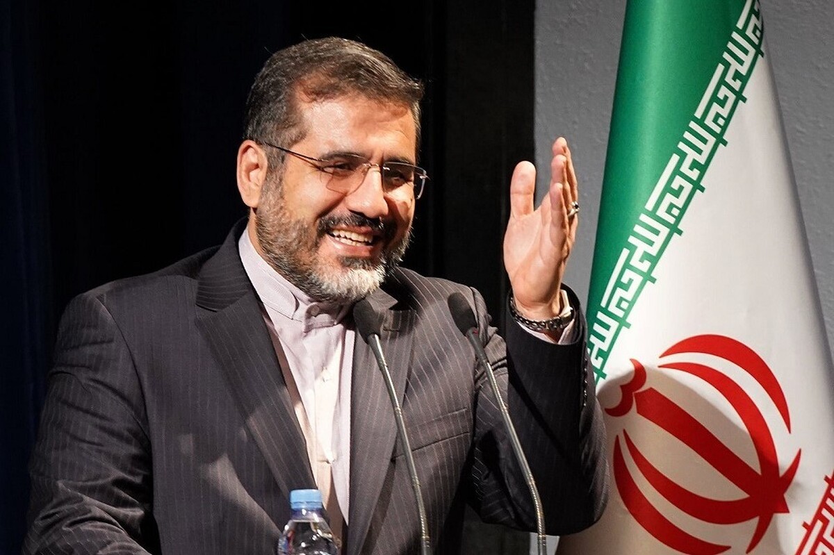 وزیر فرهنگ و ارشاد اسلامی در یک برنامه با موضوع نوروز و مراسم سال نو شرکت کرد.