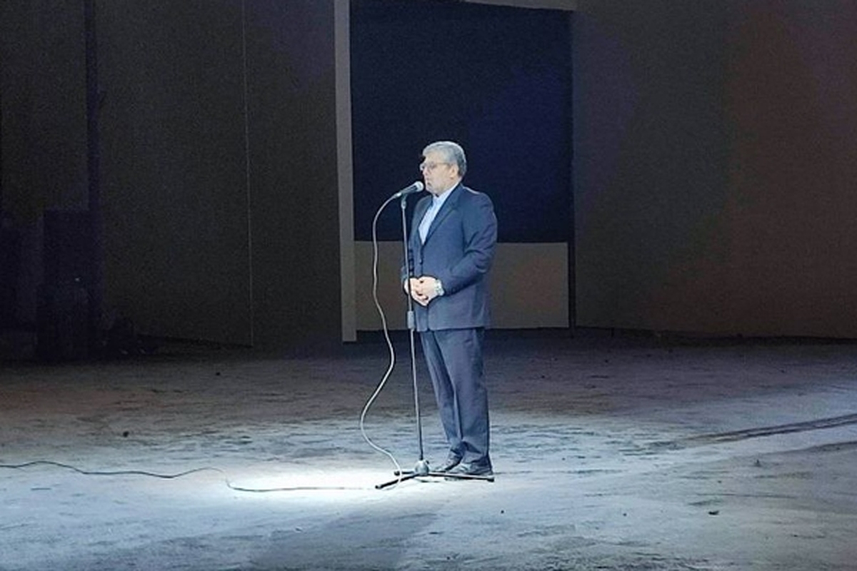 شهردار مشهد مقدس گفت: جشنواره هنرهای نوری امشب افتتاح شد و تا عید سعیدفطر ادامه دارد، این جشنواره بی‌نظیر سال گذشته برای اولین بار در کشور به میزبانی مشهد اجرا شد.