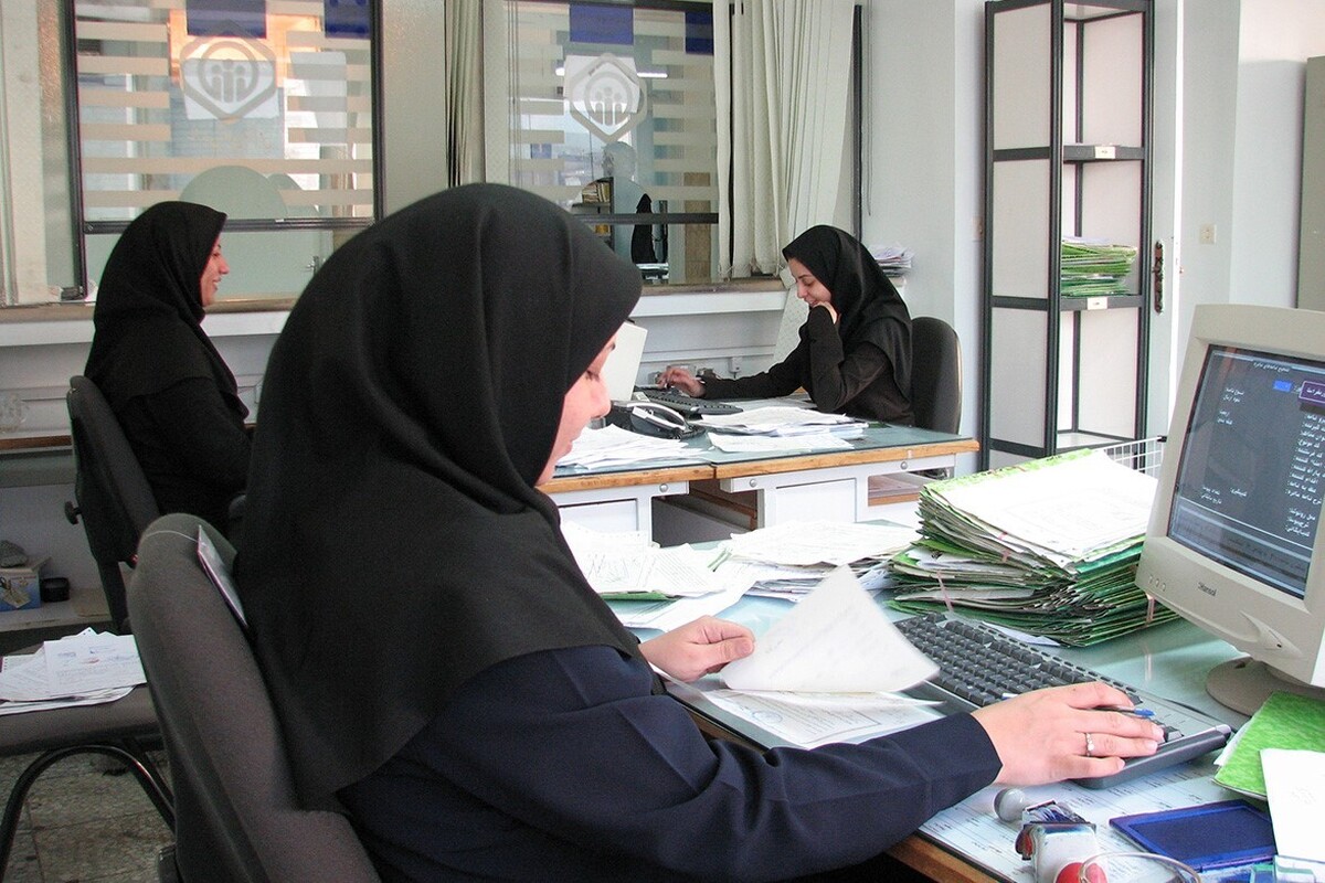 سرپرست اداره کل تعاون، کار و رفاه اجتماعی استان تهران با اشاره به نقش اثرگذار زنان در پویایی اقتصاد و توسعه پایدار، مشارکت اقتصادی بانوان را عامل مهمی در رشد اقتصادی و بهبود شرایط اجتماعی عنوان کرد.