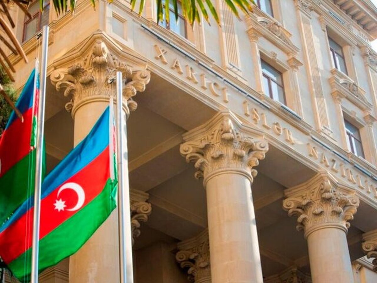 وزارت امور خارجه آذربایجان با احضار کاردار ایران، ادعاهایی را درباره مطرح شدن برخی اظهارات «ضدآذربایجانی» در ایران مطرح کرد.