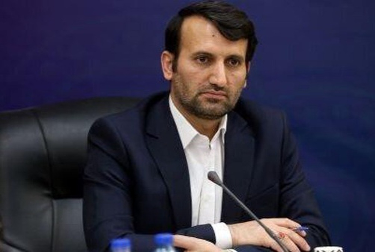 سخنگوی وزارت آموزش و پرورش با بیان اینکه آموزش مجازی جای آموزش حضوری را نمی‌گیرد، گفت: یک روز تعطیلی مدارس ۱۰۰۰ میلیارد تومان هزینه دارد.