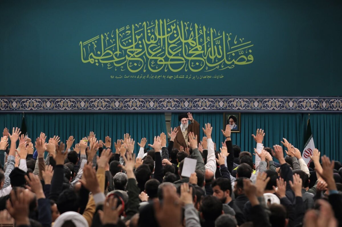 شورای هماهنگی تبلیغات اسلامی اعلام کرد: به مناسبت یوم الله ۱۹ دی ماه هزاران نفر از مردم قم با رهبر معظم انقلاب اسلامی دیدار می‌کنند.