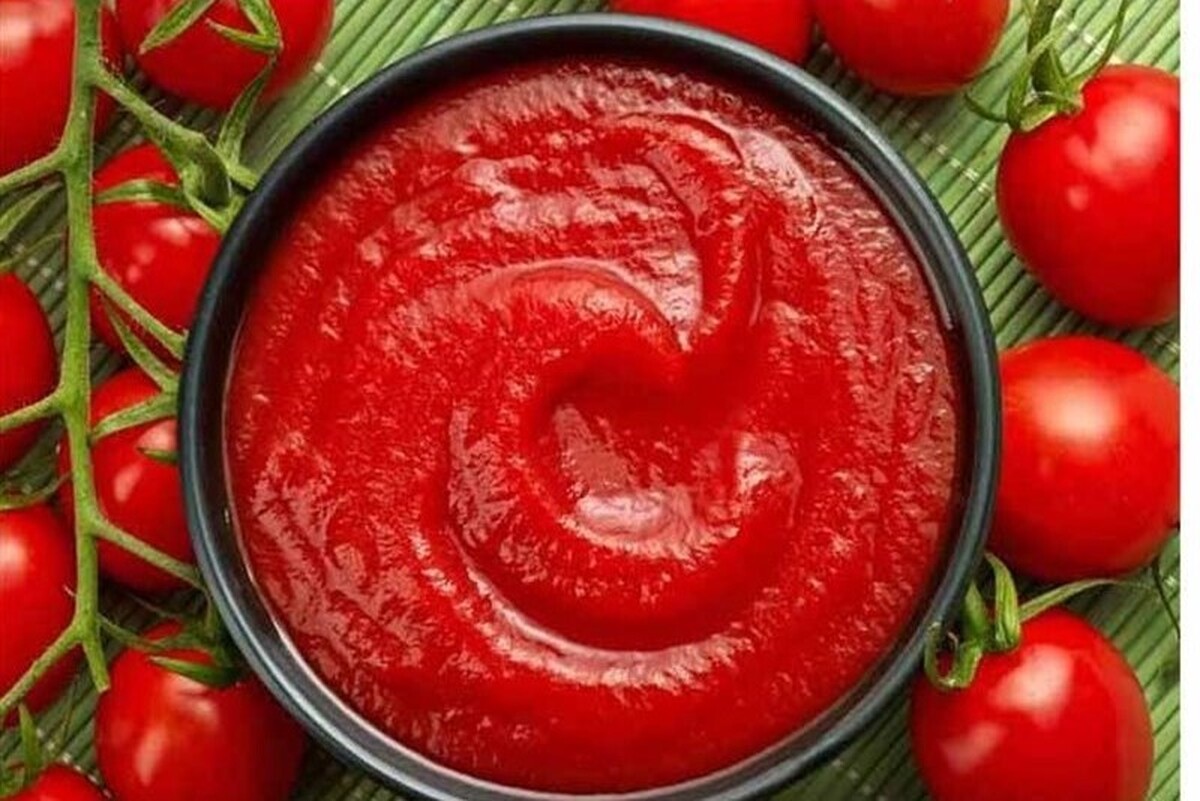 رب گوجه فرنگی به عنوان چاشنی پرطرفدار در آشپزی جهانی به خصوص آشپزی ایرانی به عنوان یک عامل مهم طعم‌دهنده غذا مورد استفاده قرار می‌گیرد.