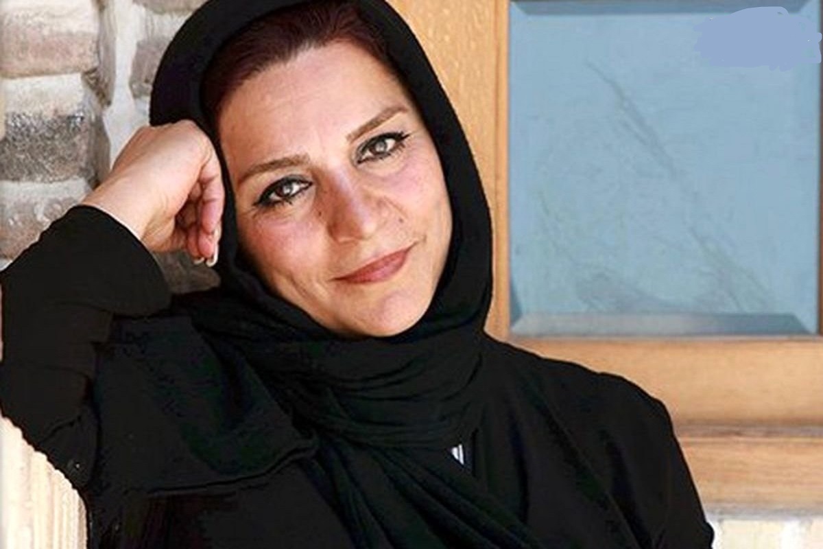تهمینه میلانی درباره بستری شدن اسدالله یکتا بازیگر پیشکسوت در بیمارستان استوری منتشر کرد.
