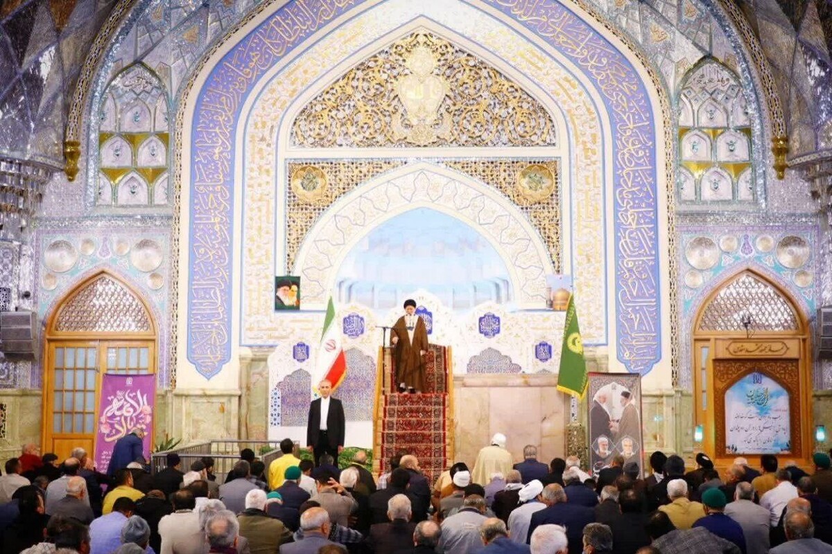 امام جمعه مشهد گفت: مذاکره نمی‌تواند جایگزین مقاومت شود، هر کشوری وارد مذاکره شد، بدبخت شد، اسیر شد و آمریکا بر او مسلط شد، چه مذاکره با آمریکا باشد و چه با اروپا.