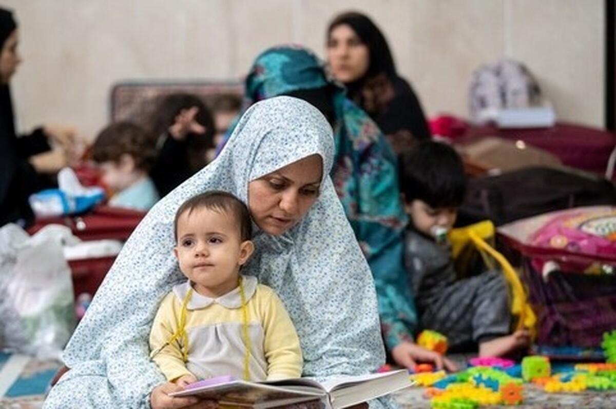 پژوهشگر حوزه دین با اشاره به برگزاری اعتکاف در زیر سایه مادری برای اولین بار در برخی از شهر‌های کشور، گفت: در ایام خاص اعتکاف، انجام اعتکاف به صورت خانوادگی به ویژه مادر و فرزندی دارای مزیت‌ها و امتیازاتی است.