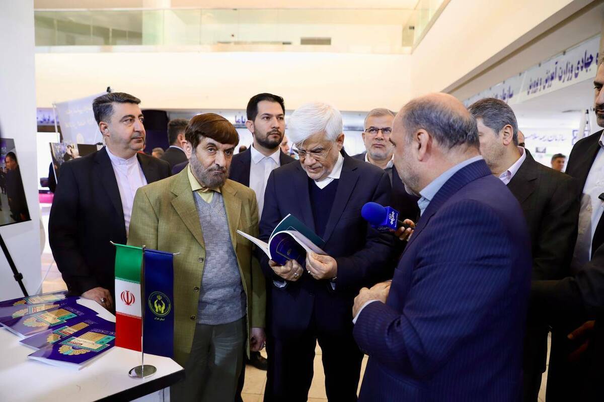 نمایشگاه توانمندسازی محلات کم برخوردار صبح امروز (دوشنبه) در محل نمایشگاه‌های بین‌المللی شهر آفتاب با حضور معاون اول رئیس‌جمهور افتتاح شد.