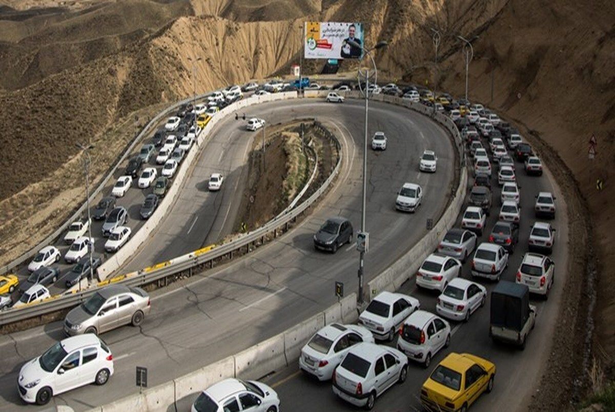 رئیس مرکز اطلاعات و کنترل ترافیک پلیس راهور فراجا از ترافیک سنگین در محور‌های شمالی کشور خبر داد.