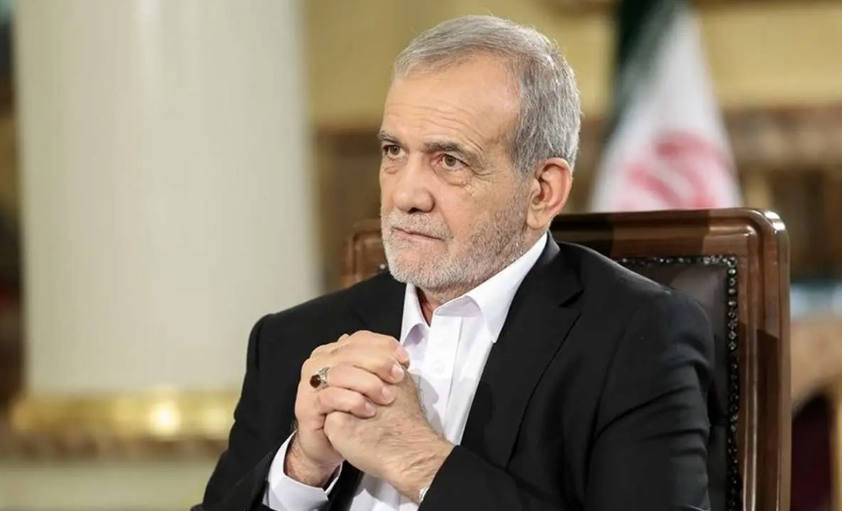 معاون ارتباطات و اطلاع‌رسانی دفتر رئیس‌جمهور در پیامی نوشت: پیام مهم (مسعود) پزشکیان، رئیس‌جمهور، فردا از شبکه تلویزیونی ان. بی. سی آمریکا پخش می‌شود؛ ایران خواهان صلح و تنش‌زدایی در منطقه و جهان و آماده مذاکره شرافتمندانه و برابر است.