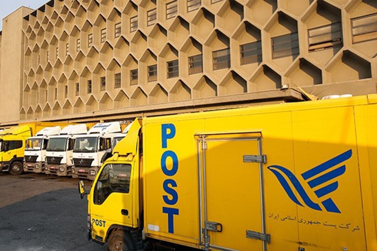 مدیرعامل شرکت ملی پست در واکنش به جایگزینی واژه «فرسته» به جای «پست» توسط فرهنگستان زبان و ادب فارسی با انتشار ویدئویی در حساب کاربری خود در شبکه اجتماعی اینستاگرام بر ایرانی بودن ریشه واژه پست اشاره کرد.