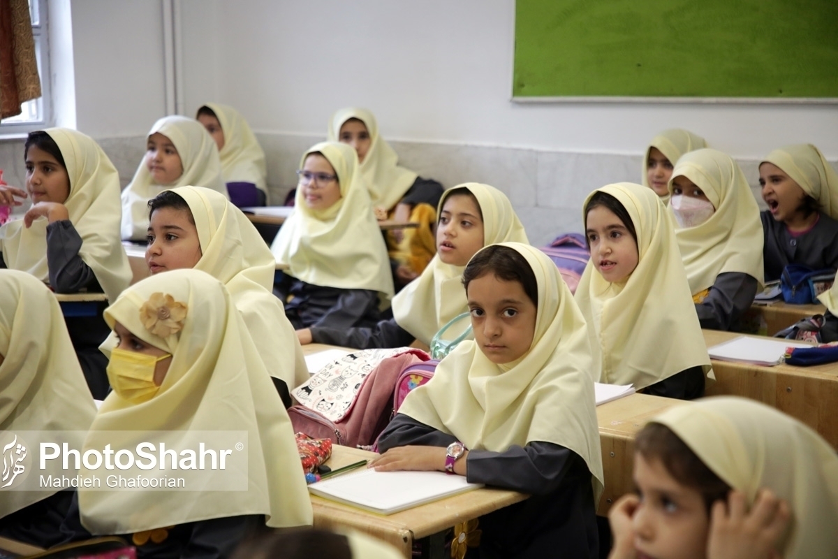 در ۳ ماه اخیر، دانش‌آموزان مقاطع مختلف کشور ۲۴ روز به مدرسه نرفتند و از طریق بسترهای مجازی آموزش دیدند.