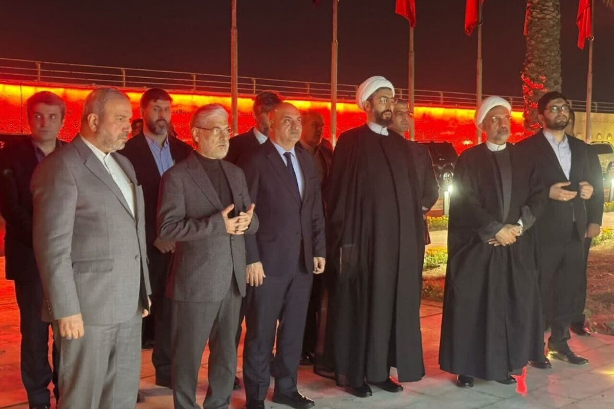 وزیر علوم، تحقیقات و فناوری جمهوری اسلامی ایران در سفر رسمی خود به جمهوری عراق، مورد استقبال مسئولان ارشد وزارت آموزش عالی و پژوهش‌های علمی عراق قرار گرفت.