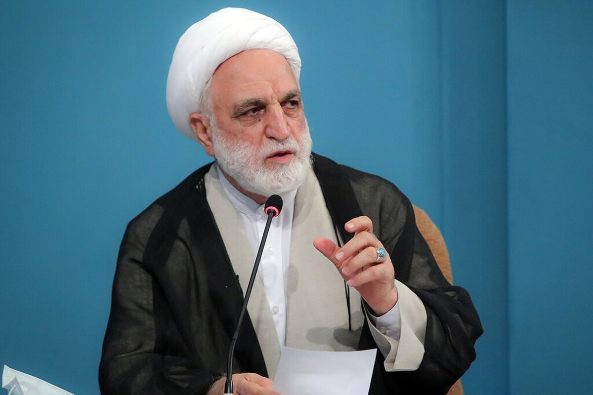 رئیس قوه‌قضائیه در بازدید‌های آسیب‌شناسانه از مراکز و مراجع قضایی، صبح امروز (۴ دی ۱۴۰۳) با حضور در دیوان‌ عالی کشور، از تعدادی از شعب این دیوان بازدید کرد.