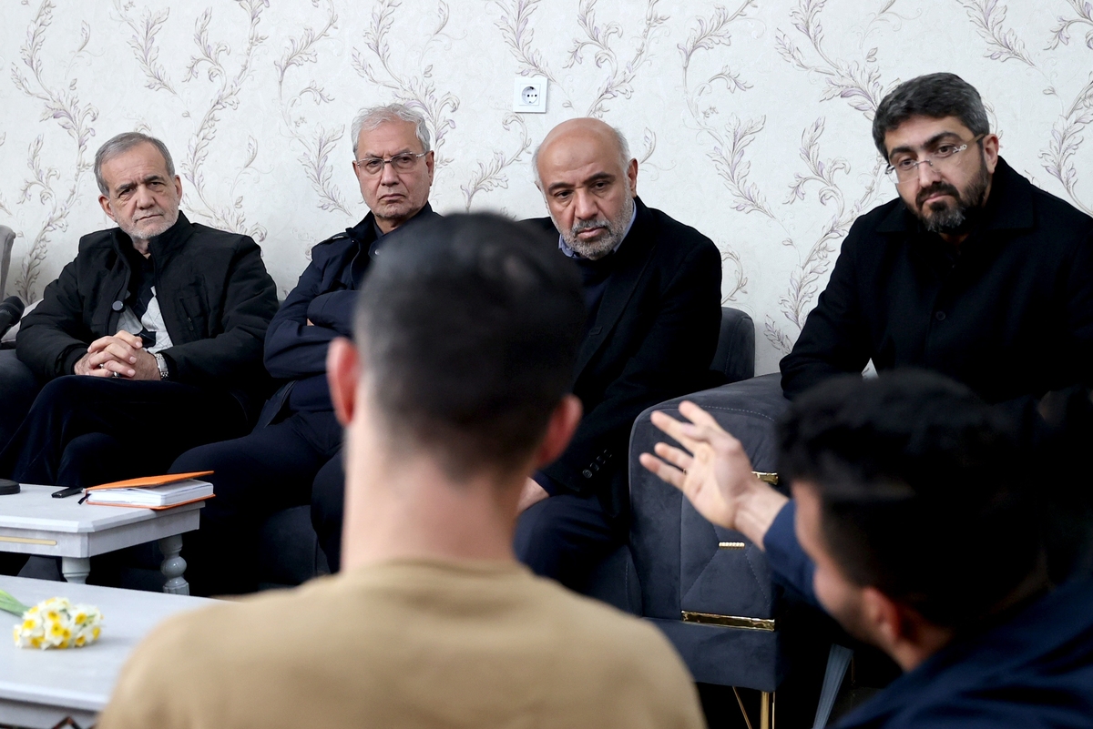 رئیس‌جمهور با توجه به استیجاری‌بودن مرکز نگهداری کودکان بی‌سرپرست بجنورد، نسبت‌به فراهم‌کردن یک واحد آپارتمانی برای نگهداری از این کودکان دستور داد.