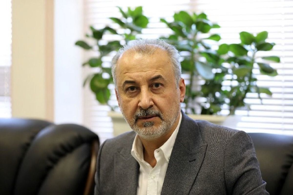 باشگاه سپاهان به دلیل اظهارات مدیرعامل باشگاه پرسپولیس در کمیته اخلاق فدراسیون فوتبال از وی شکایت کرد.