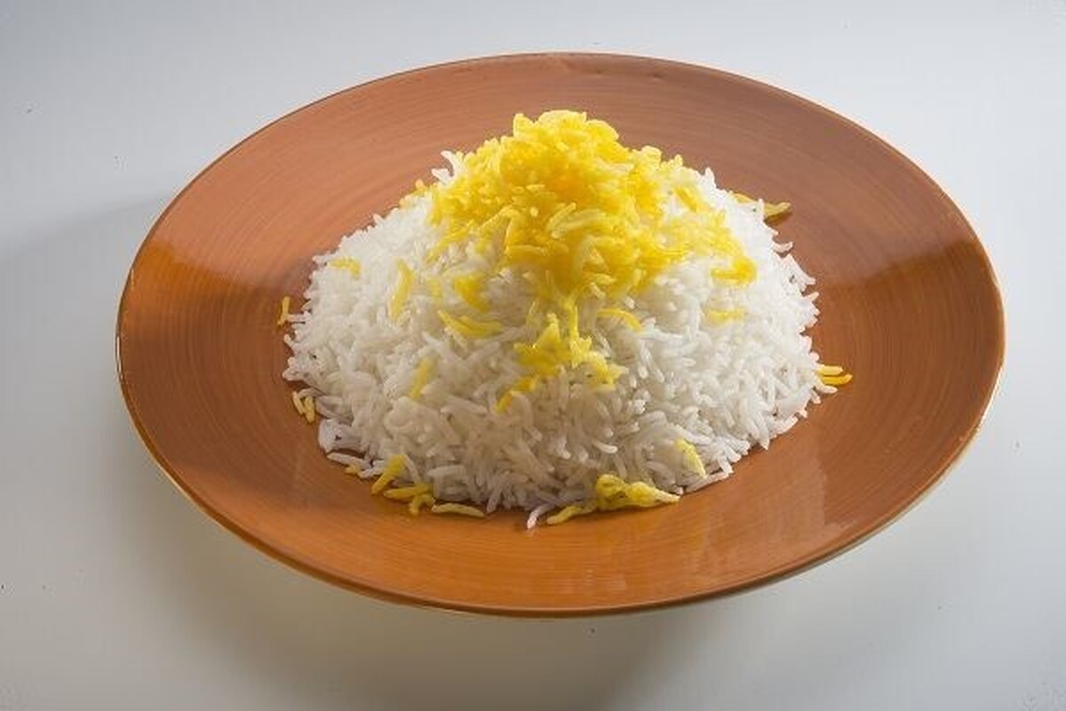 برنج یکی از اصلی‌ترین غذا‌های ما ایرانی‌ها محسوب می‌شود، اما طبع سردی دارد و لازم است در هنگام پخت با افزودن برخی از ادویه‌ها، طبع سرد این ماده غذایی پرمصرف را از بین برد.